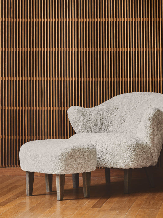 Ingeborg Ottoman, Sheepskin