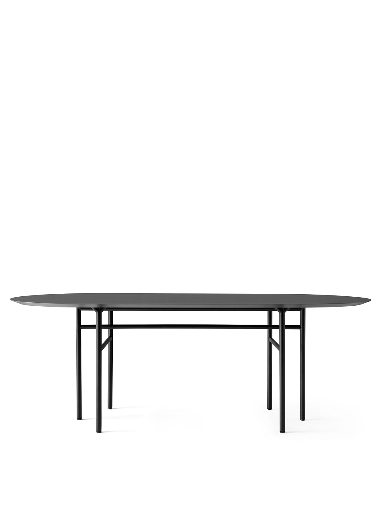 Snaregade Oval Table