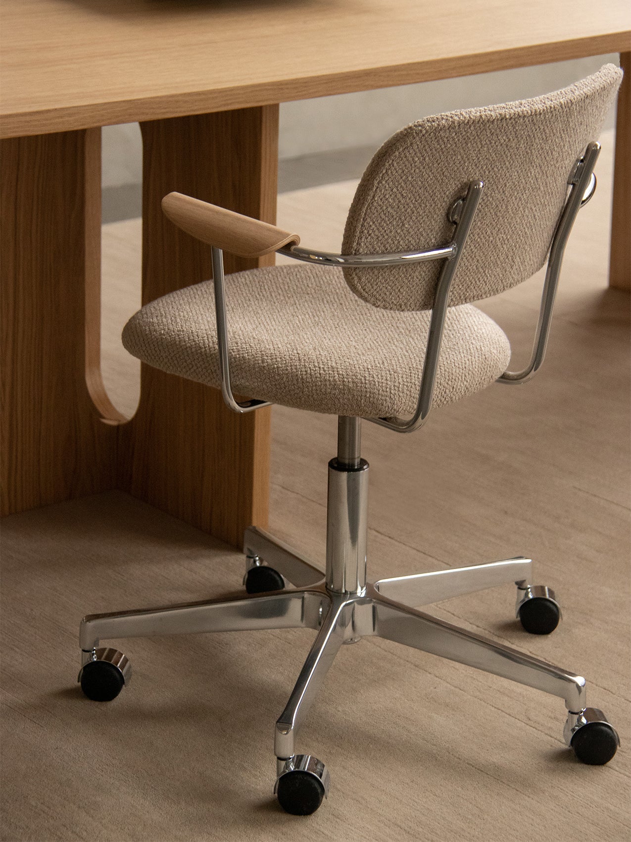 Co Task Chair, Fully Upholstered, Aluminium base