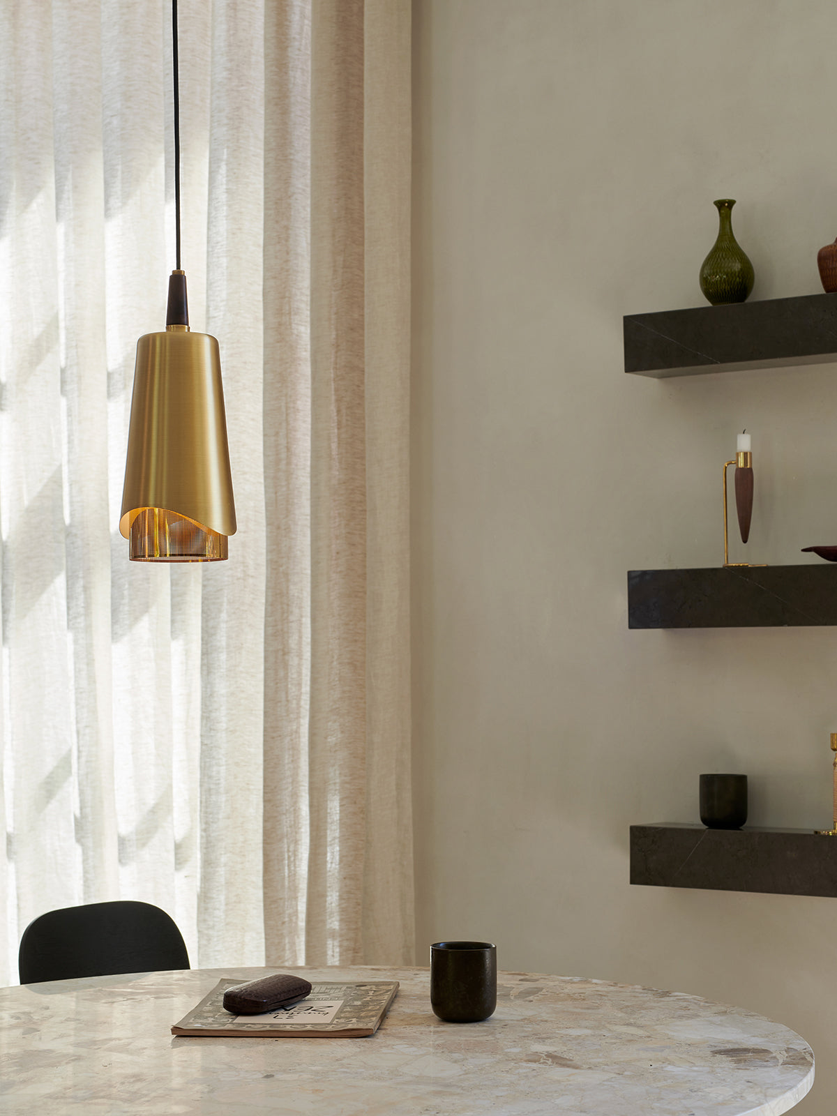 ウマノフ ペンダント |ユニークなペンダントライト |アーサー・ウマノフ著